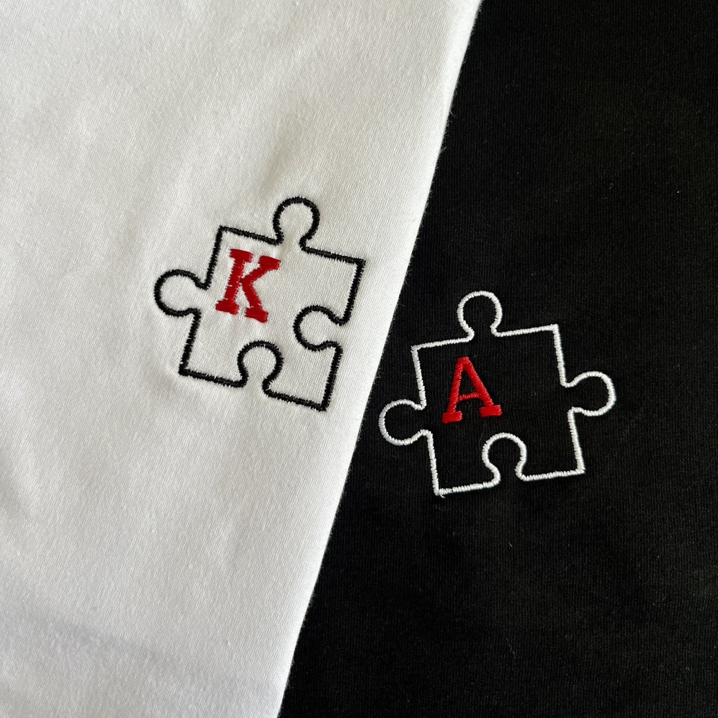 bluza z haftem puzzli