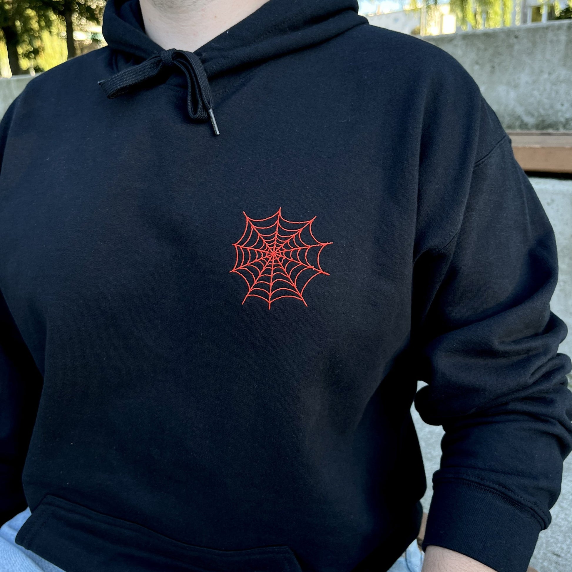 bluza_z_haftem_spidernet