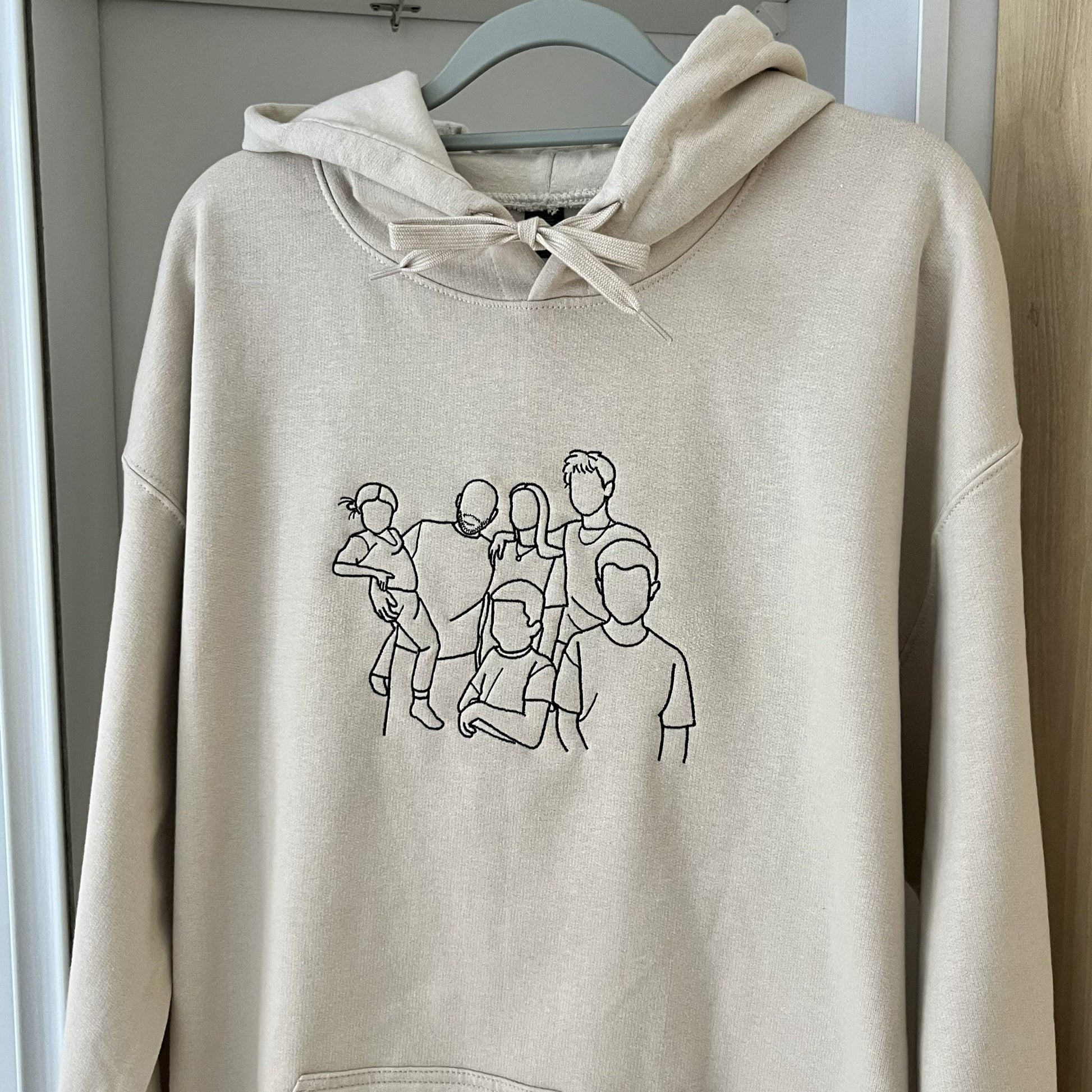 bluza z haftem ze zdjecia rodziny i dzieci