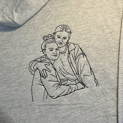 bluza z haftem ze zdjęcia z mamą