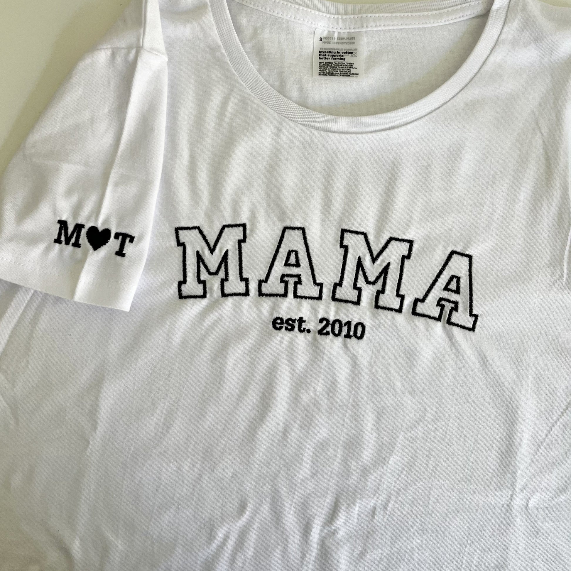 koszulka z haftem dla mamy z napisem mama
